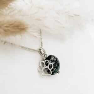 Black flat pendant with pawprint