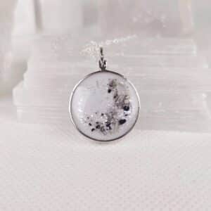Memento Vivere Pendant